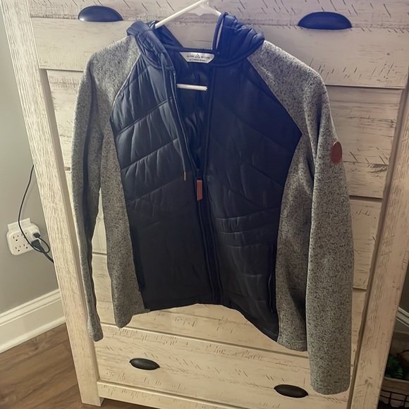 Alpine Jacket - Picture 2 of 6